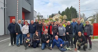 FOTO Zasukali rukave i iz okoliša uklonili odbačeni otpad