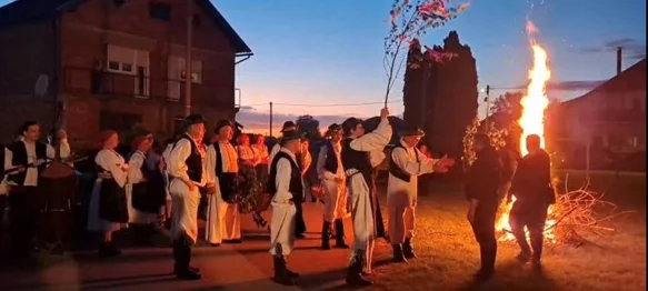 FOTO Mještani zajedno očuvali duh Jurjevskih krijesova