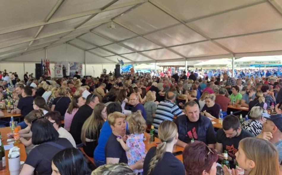 Humanitarna darivalica, 6000 porcija prvomajskoga graha i brojna druga iznenađenja