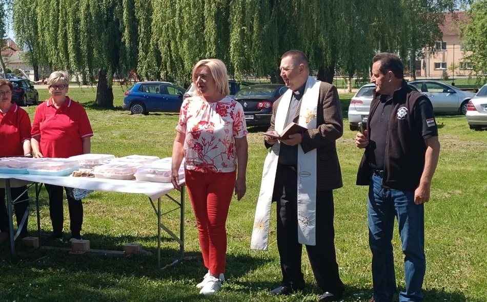 Uz starinske delicije koje su pripremile žene iz &bdquo;Trnovečkog srca&rdquo; održane sportske igre branitelja i umirovljenika