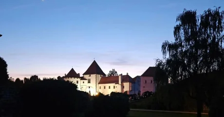I ove godine organizirano druženje pod fenjerima na bedemima Staroga grada