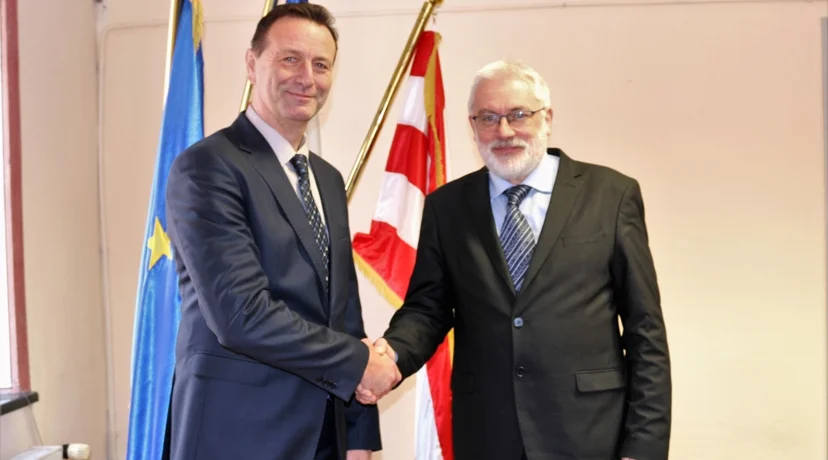 Davor Bobić izabran za dekana Akademije u Osijeku, čestitao mu gradonačelnik