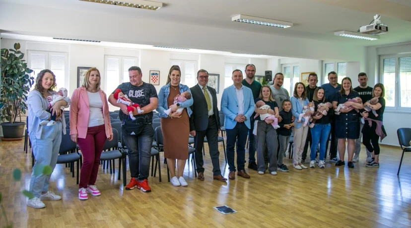 U Maruševcu održan prvi ovogodišnji prijem za roditelje novorođenih beba
