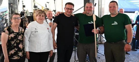 FOTO Najbolji kotlić pripremili "Šumari" iz Jamna, a svoju nagradu donirali potrebitima