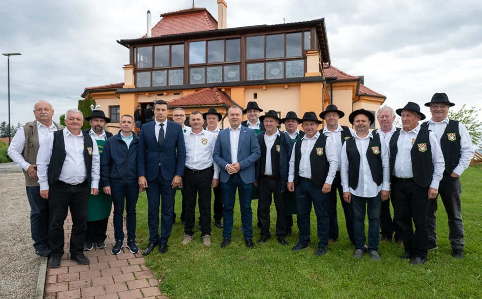 FOTO Čak 443 uzorka na &bdquo;Zlatnoj kapljici&ldquo; &ndash; titula šampiona u rukama Nevena Bešenića