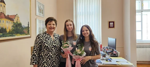 Prijem za karatistice Karate kluba AIK Lanu i Sabinu koje su se plasirale među osam najboljih u Europi