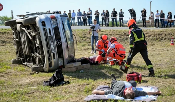Simulirana teška prometna nesreća s više ozlijeđenih osoba