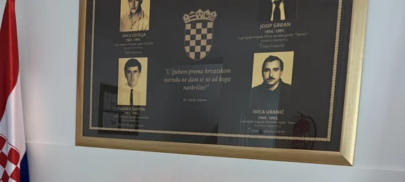 Otkrivena spomen-ploča poginulim i nestalim braniteljima Domovinskog rata