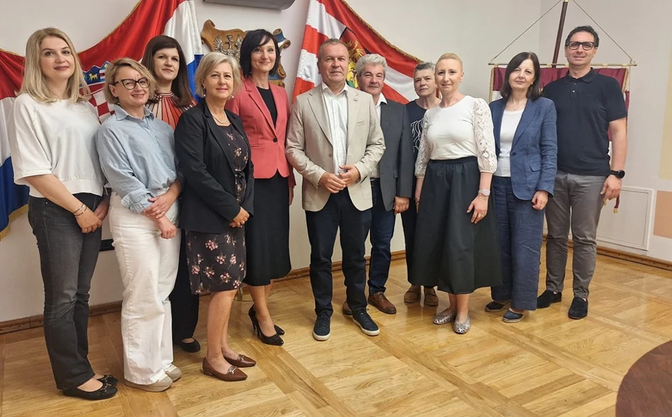 Župan Stričak: &bdquo;Među vodećim smo županijama po razvijenosti udomiteljstva za djecu&rdquo;
