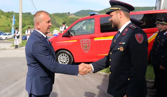 DVD Višnjica obilježilo 75 godina djelovanja i preuzelo novo kombi vozilo
