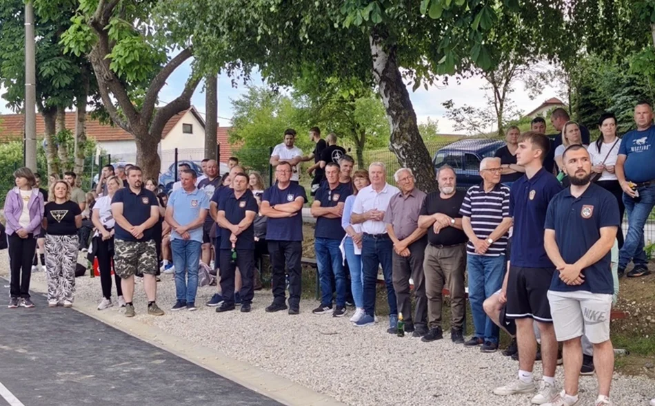 Otvoreno uređeno sportsko igralište u Remetincu