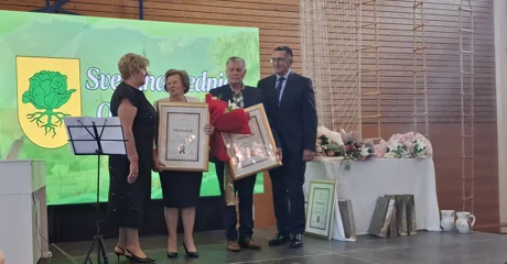 FOTO Priznanja u rukama Marije Cafuk, Antuna Remara i Davora Ozmeca te najboljih učenika Manuele i Antonia