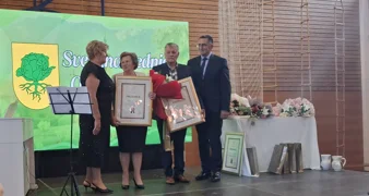 FOTO Priznanja u rukama Marije Cafuk, Antuna Remara i Davora Ozmeca te najboljih učenika Manuele i Antonia
