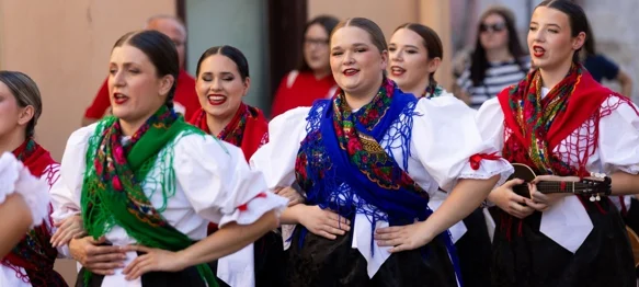 FOTO Sedma Toplička folklorijada okupila čuvare tradicije iz Hrvatske i Slovenije