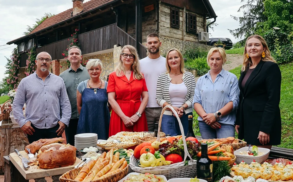 FOTO Savršeni spoj domaćih okusa, vrijednih ruku lokalnih proizvođača i autentičnog doživljaja u ulozi promocije Destinacije s pričom