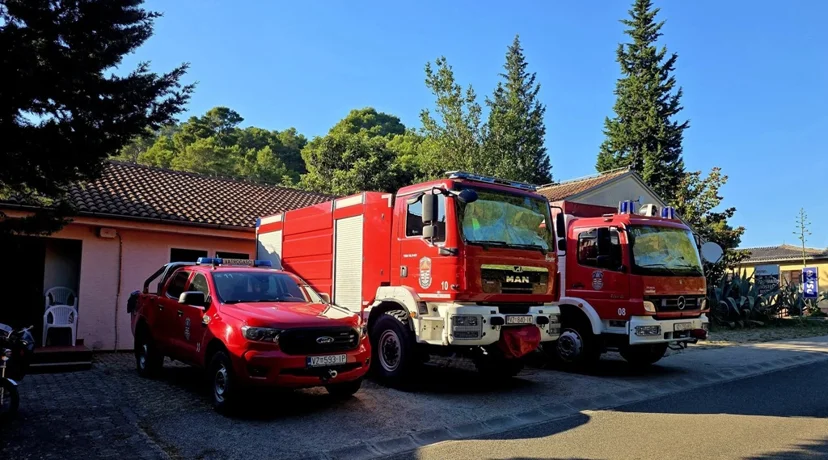 Varaždinci s tri vozila otišli pomoći kolegama u čuvanju Lastova