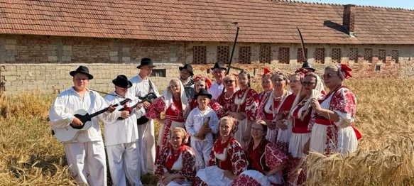 FOTO Uz tradicionalnu ručnu žetvu raži obilježeno 15 godina rada Udruge Biserna Dolina