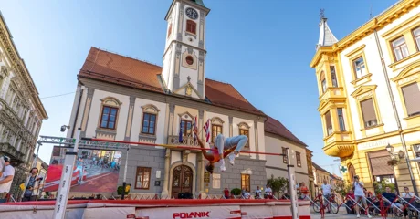 FOTO Jana Koščak i Klemen Modrijančić pobjednici atletskog spektakla "Korzo Jump 2026"