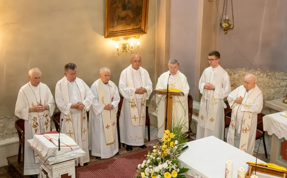 ZLATNI JUBILEJ Proslavljena je&nbsp;50. obljetnica svećeničkog ređenja vlč. Dragutina Bogadija
