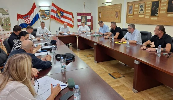Savjet predlaže nova rješenja za kamere, uspornike i izazove električnih vozila