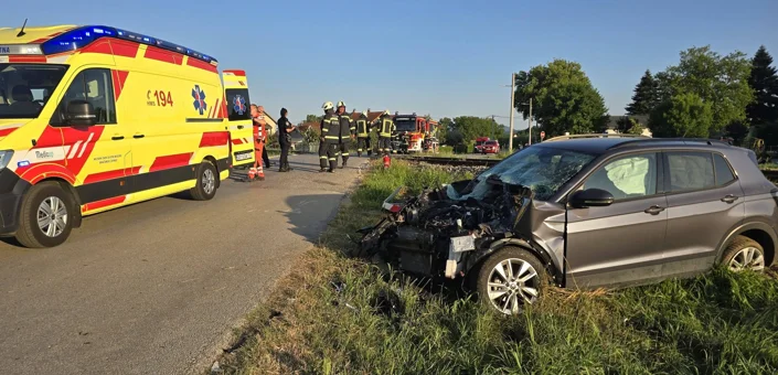Ignorirala znakove na pružnom prijelazu i podletjela pod vlak