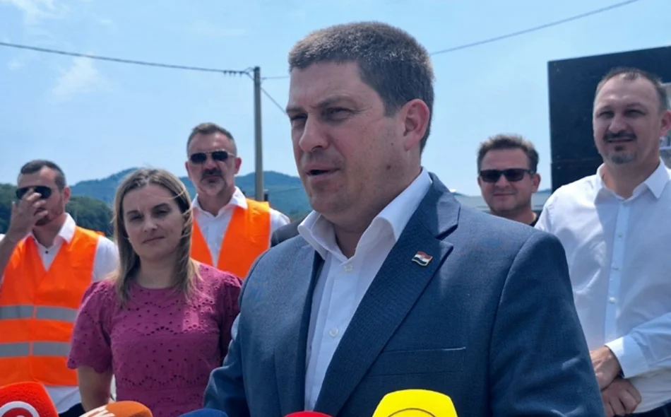 Više od 100 milijuna eura za ceste i pruge u Varaždinskoj županiji, ministar Butković obišao radove
