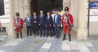 Ministar gospodarstva srednjoškolcima uručio stipendije za obrtnička zanimanja