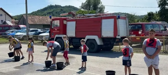 FOTO U Leskovcu Topličkom održano popularno vatrogasno natjecanje