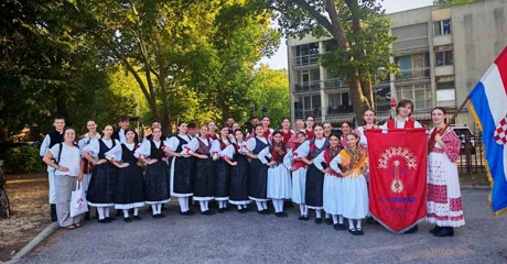FOTO Novomarofski KUD-ovci na međunarodnom festivalu u Mađarskoj