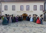 AUDIO "Dame u povijesnim haljinama" otvorile izložbu "Varaždinski purgar"
