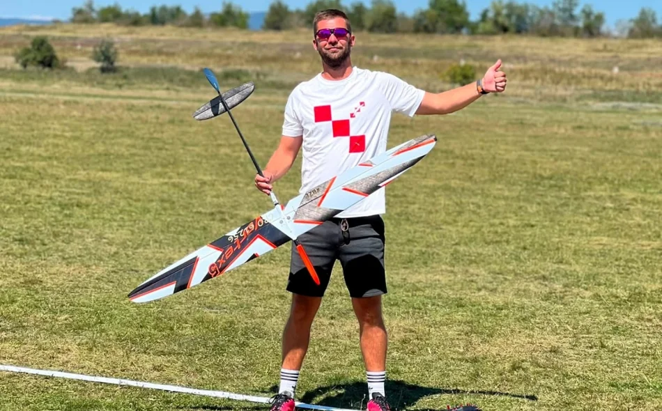 Ekipno europsko zlato aeromodelara, Nikola Frančić europski prvak