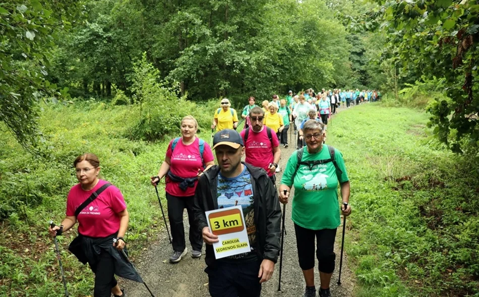 FOTO Sudjelovalo više od 300 hodača, a stigli su i zaljubljenici u prirodu iz Vojvodine