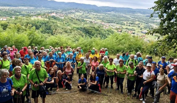 FOTO Sudjelovalo više od 300 hodača, a stigli su i zaljubljenici u prirodu iz Vojvodine
