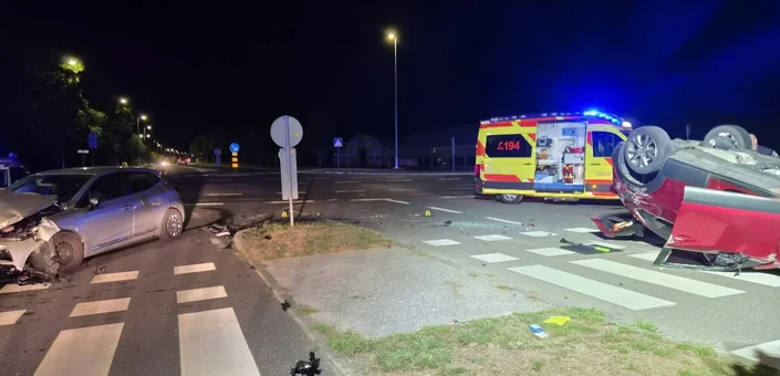 Sudar dva automobila u Ludbregu, jedan završio na krovu