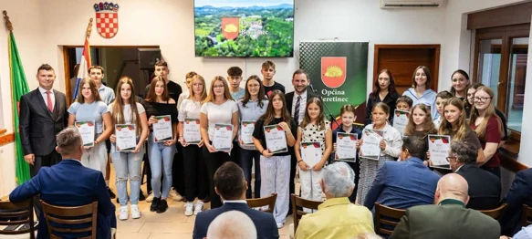 Zaslužnim pojedincima i institucijama dodijeljena općinska priznanja i zahvalnice