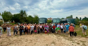 Grad Varaždin odveo 350 umirovljenika na kupanje u Mošćeničku Dragu