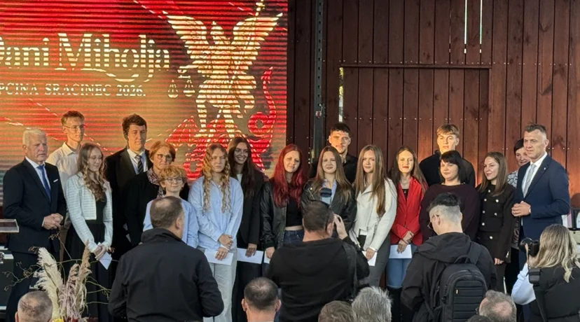 FOTO Načelnik Novoselec: &bdquo;Ispunit ćemo želju naših mještana &ndash; gradit ćemo kompleks s bazenima!&rdquo;
