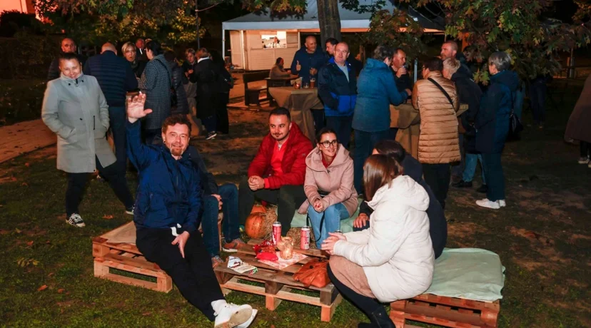 Nezaobilazni okusi i mirisi jeseni stižu u ivanečki park! Štruklji, razne slastice, gljivarski kotao, kesteni i puno dobre zabave