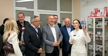 U Ljekarni Ivanec u rad pušten robotizirani sustav skladištenja i izdavanja lijekova