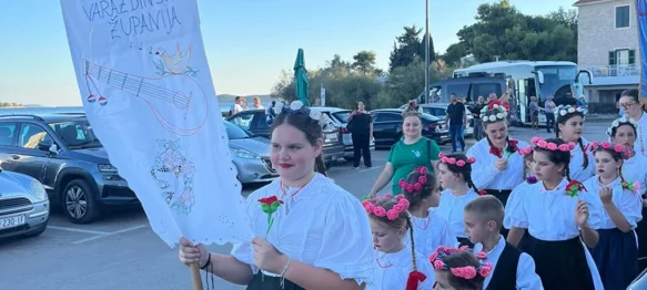 Dječja folklorna skupina KUD-a Cestica predstavila svoj kraj u Vodicama