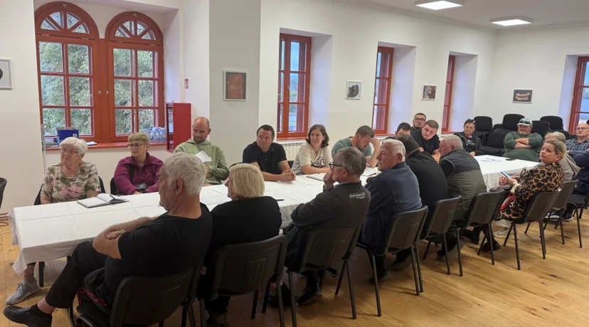 Večer domaćih okusa, druženja i humanosti u Petrijancu