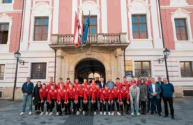 Druga gimnazija Varaždin u samom vrhu svjetskog nogometa, župan ih ispratio u Kinu