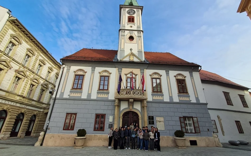 Učenici Gospodarske škole Varaždin i njihovi partneri iz Njemačke posjetili Gradsku vijećnicu