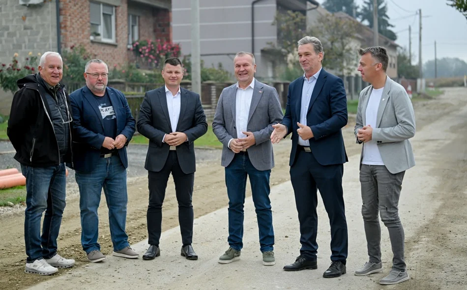 Pola milijuna eura za kanalizaciju u Novakovcu, u Kaštelancu se privode kraju radovi na sanaciji klizišta