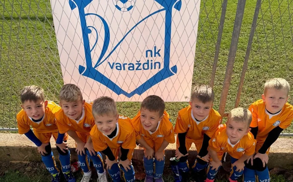 Najmlađi nogometaši Varaždina osvojili drugo i četvrto mjesto na turniru u Zadru