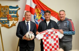 "Prije dvije godine otišli smo u Kinu, a nismo vidjeli Kineski zid. Ove smo godine otišli ponovo, osvojili zlato i vidjeli Kineski zid!