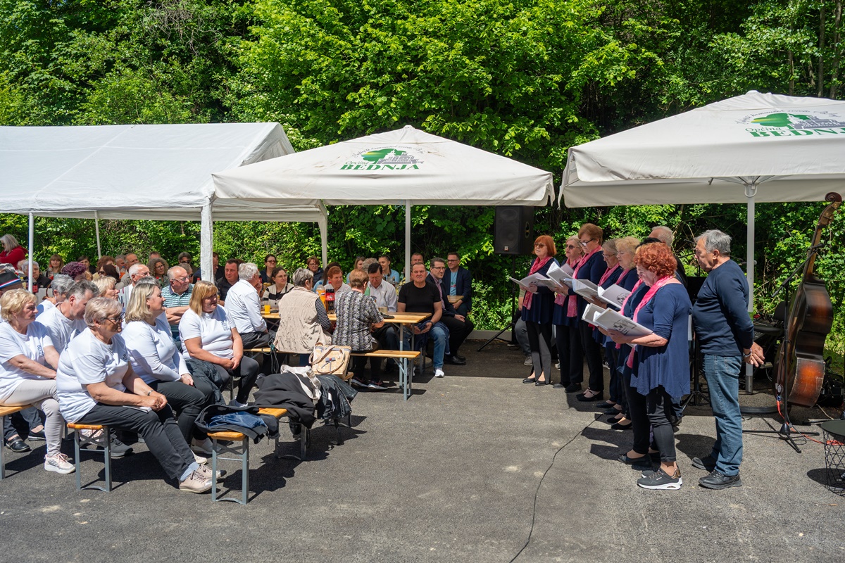 Brezova Gora Drustveni dom 9