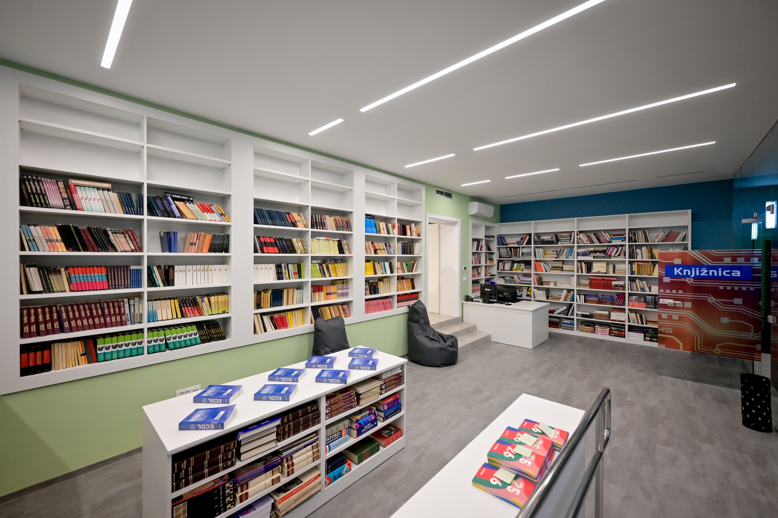 Otvorenje knjiznice 10