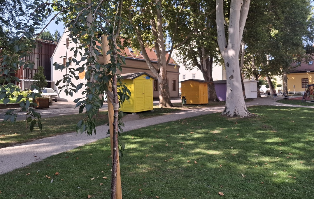 Spancirfest pripreme postavljanje kucica foto Robert Peharda 7 20250812