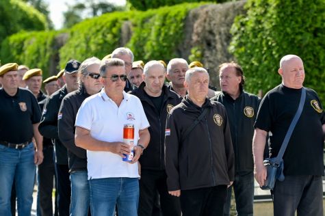 Polaganje vijenaca Dan drzavnosti varazdinsko groblje 14 20250529.jpg